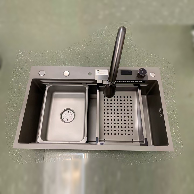 Smart kitchen sink